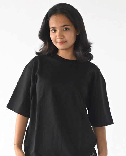 BLACK BOXY T SHIRT